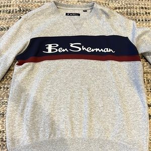 Size Large Mens Ben Sherman Sweater.